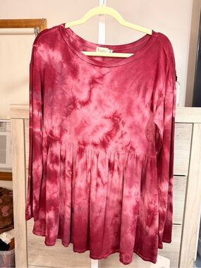 Baea Tie-Dye Peplum Tunic Top NWT - Size M